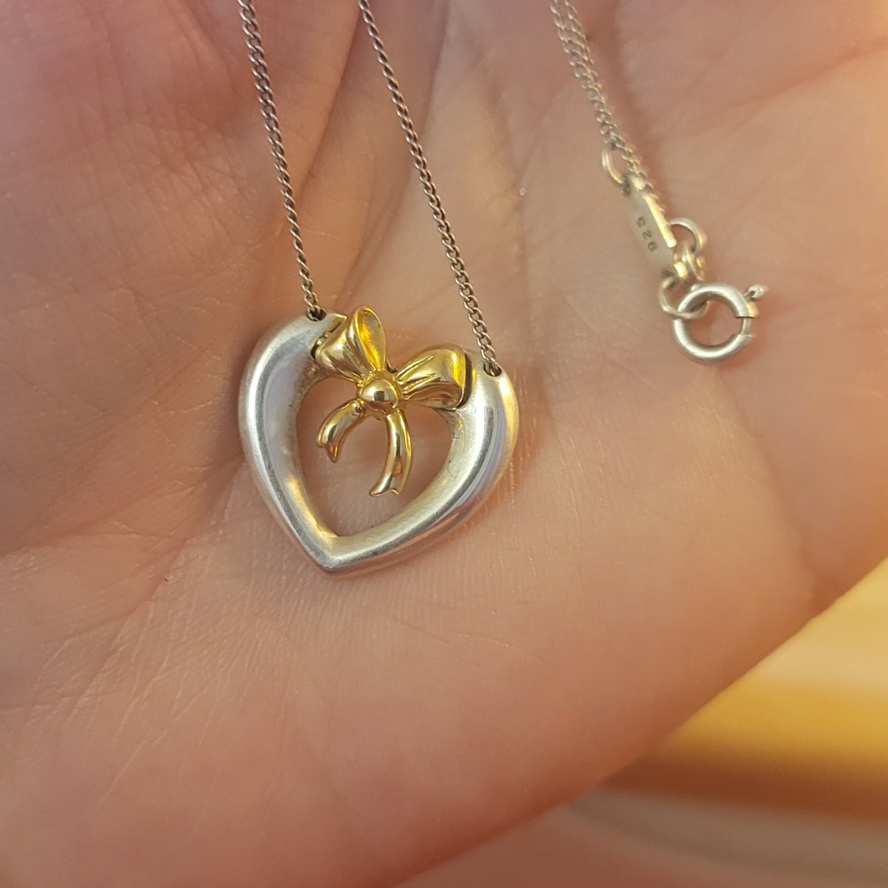 Tiffany & Co 18k gold and 925 Silver Vintage Heart & Bow Necklace 17 inch COA - Picture 6 of 14